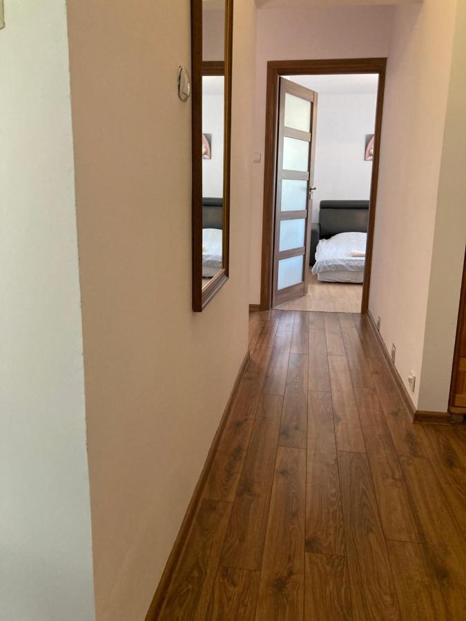 Apartamento Dom Chotomów Exterior foto